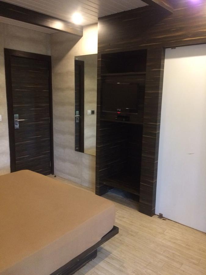 Silver Sands Beach Resort Daman Esterno foto