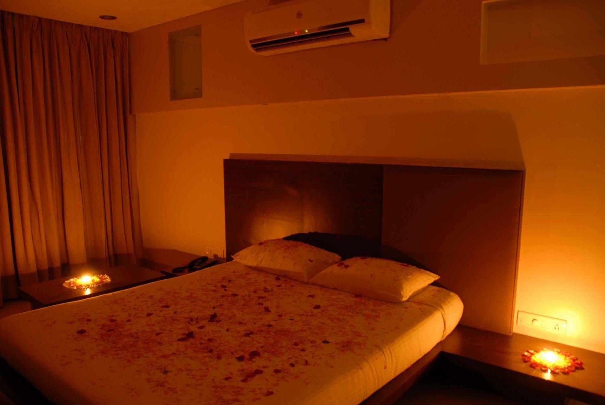 Silver Sands Beach Resort Daman Esterno foto